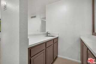 406 N Oakhurst Dr #202 - Photo 7 of 8