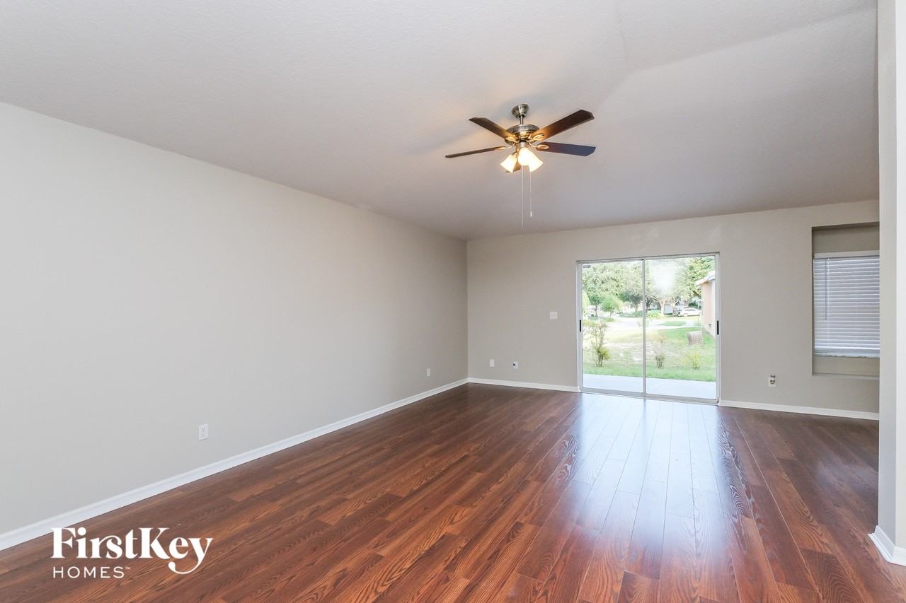 1217 Dragon Head Dr - Photo 2 of 15