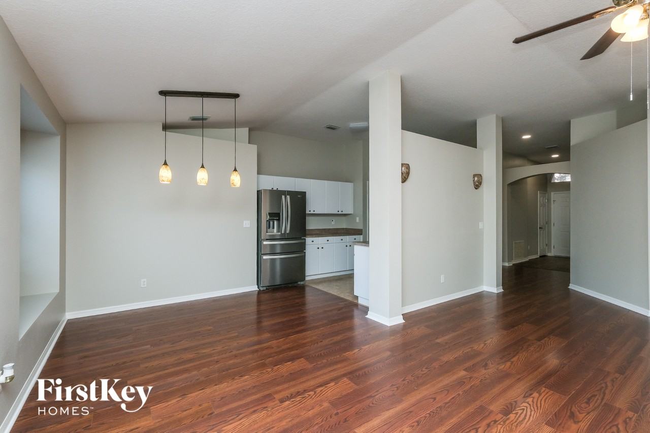 1217 Dragon Head Dr - Photo 4 of 15