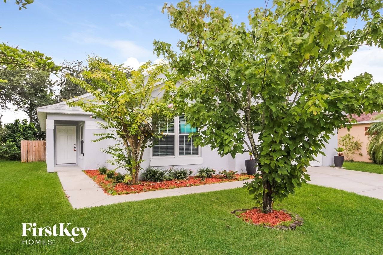 11405 Kenley Cir - Photo 2 of 15