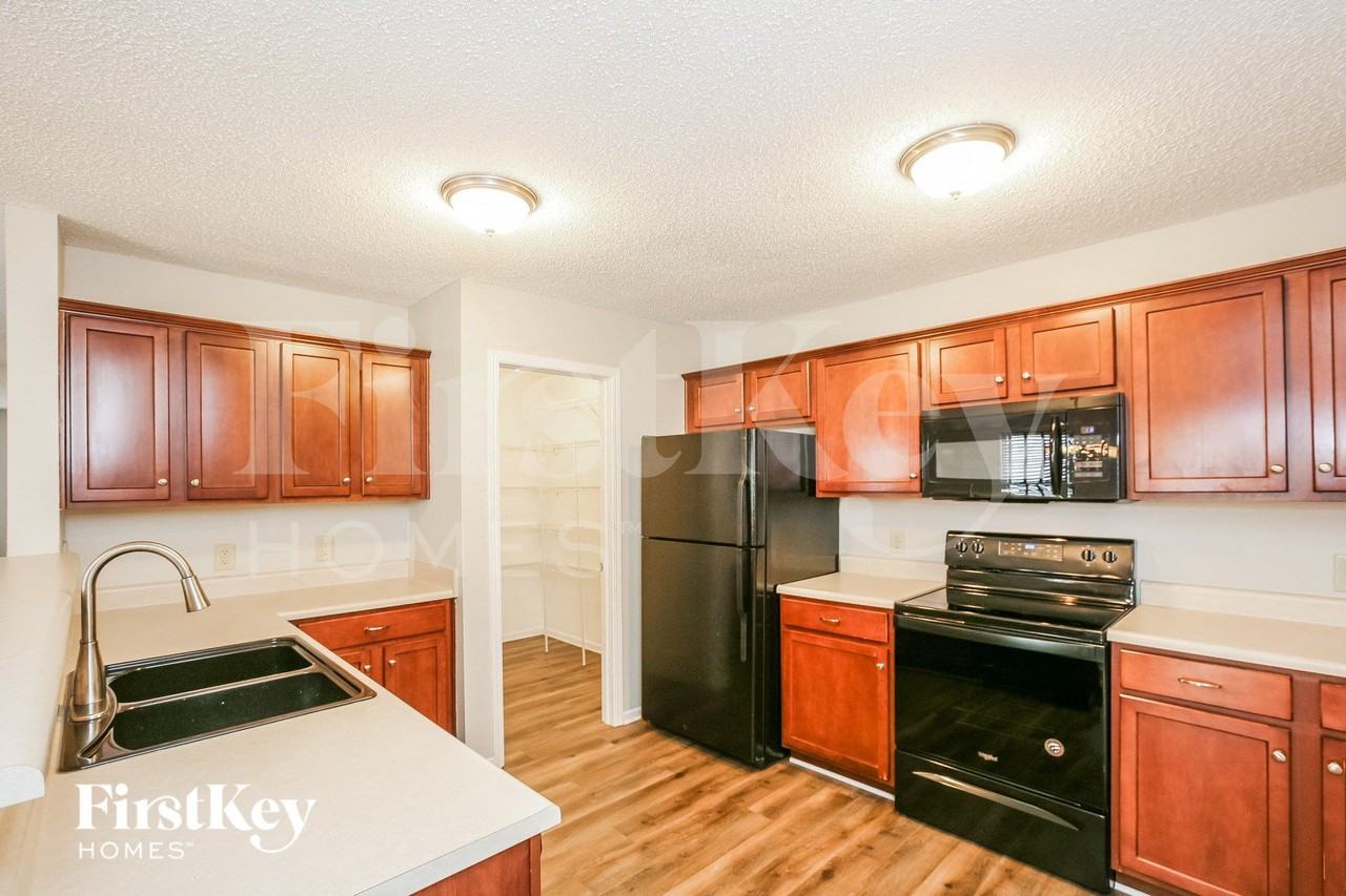 12851 Old Glory Dr - Photo 6 of 15