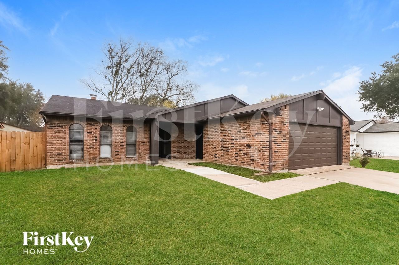 6914 Pickett Dr - Photo 2 of 19