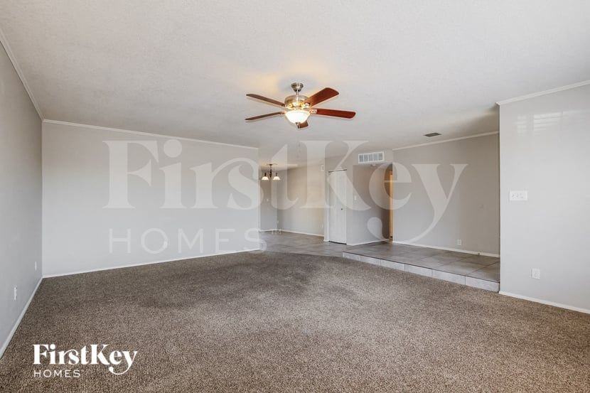 4336 W Carol Ave - Photo 3 of 15