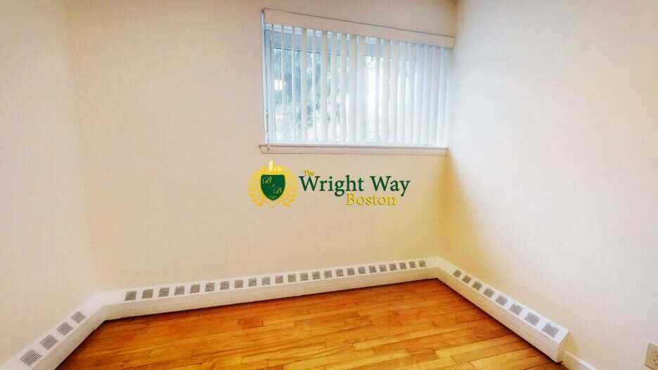 1138 Commonwealth Ave #2 - Photo 6 of 8