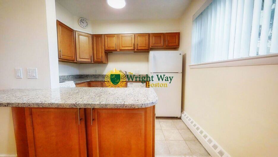 1140 Commonwealth Ave #7 - Photo 2 of 19