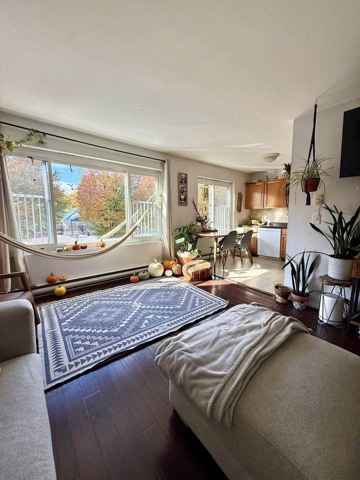 131 Marginal St #2 - Photo 3 of 18