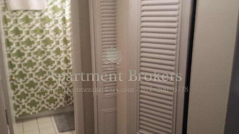 364 Faneuil St #5 - Photo 7 of 10