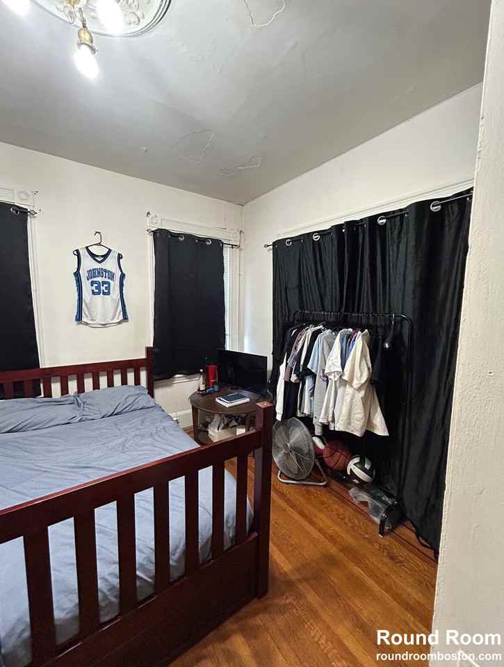 20 Hillside St #1 - Photo 6 of 11