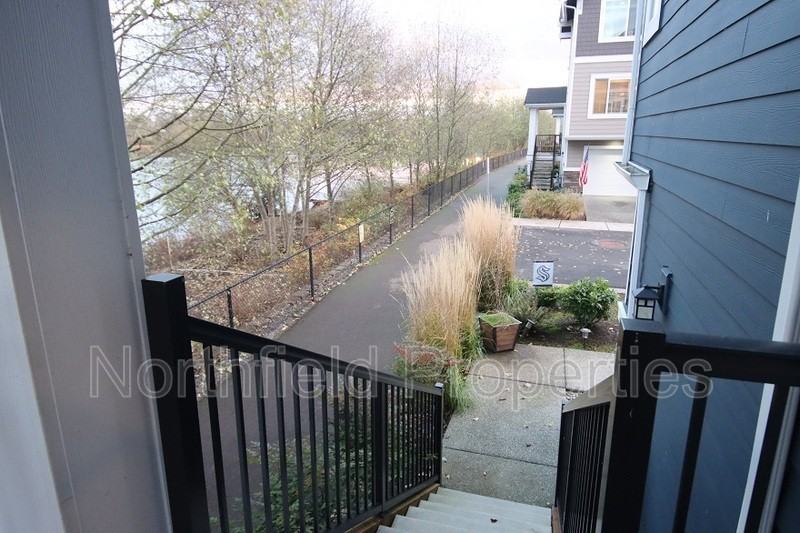 3421 31st Dr - Photo 3 of 50