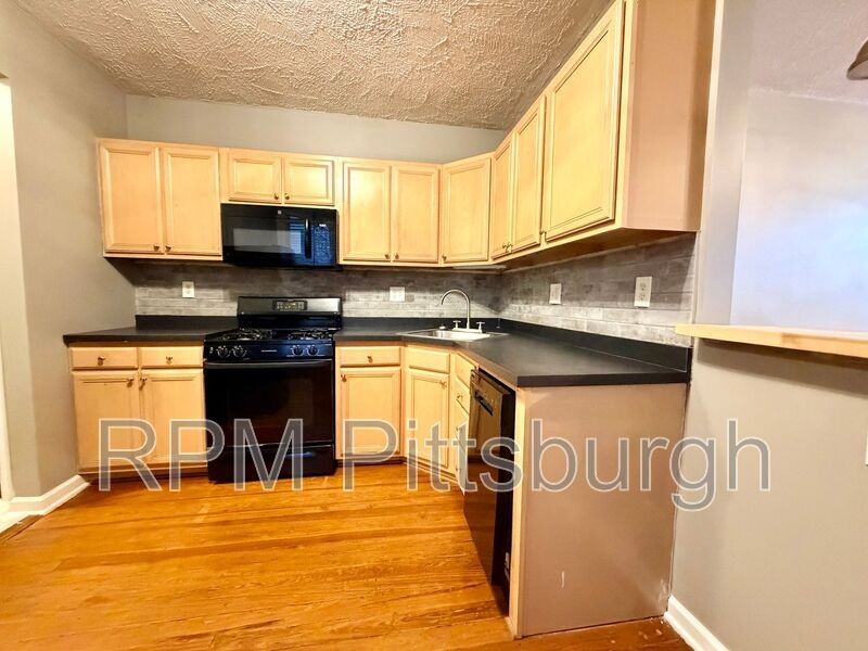 2614 Larkins Way #1 - Photo 3 of 11