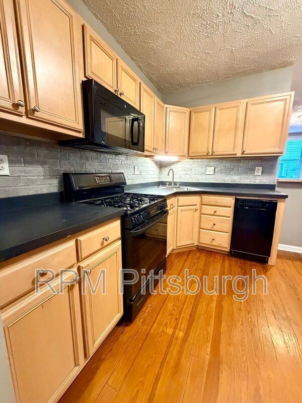 2614 Larkins Way #1 - Photo 5 of 11