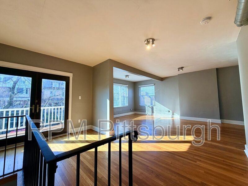 6407 Bartlett St #2 - Photo 6 of 16