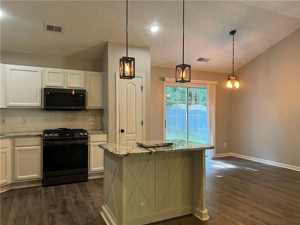 324 White Oak Way - Photo 4 of 14