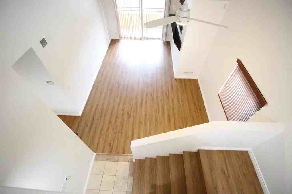 3935 Nobel Dr - Photo 4 of 10