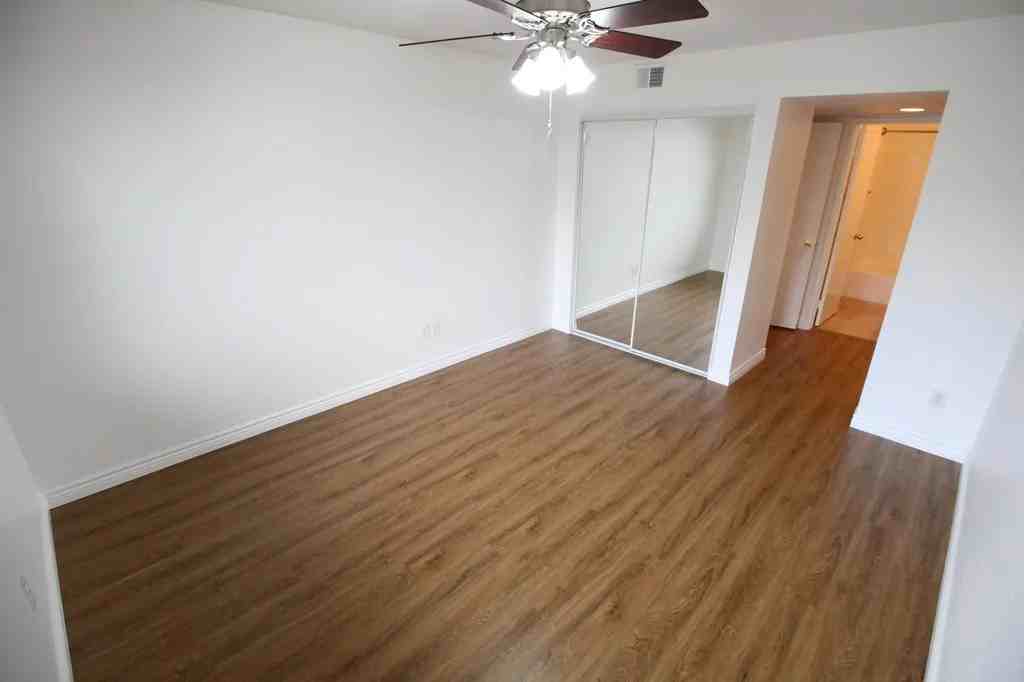 3935 Nobel Dr - Photo 5 of 10