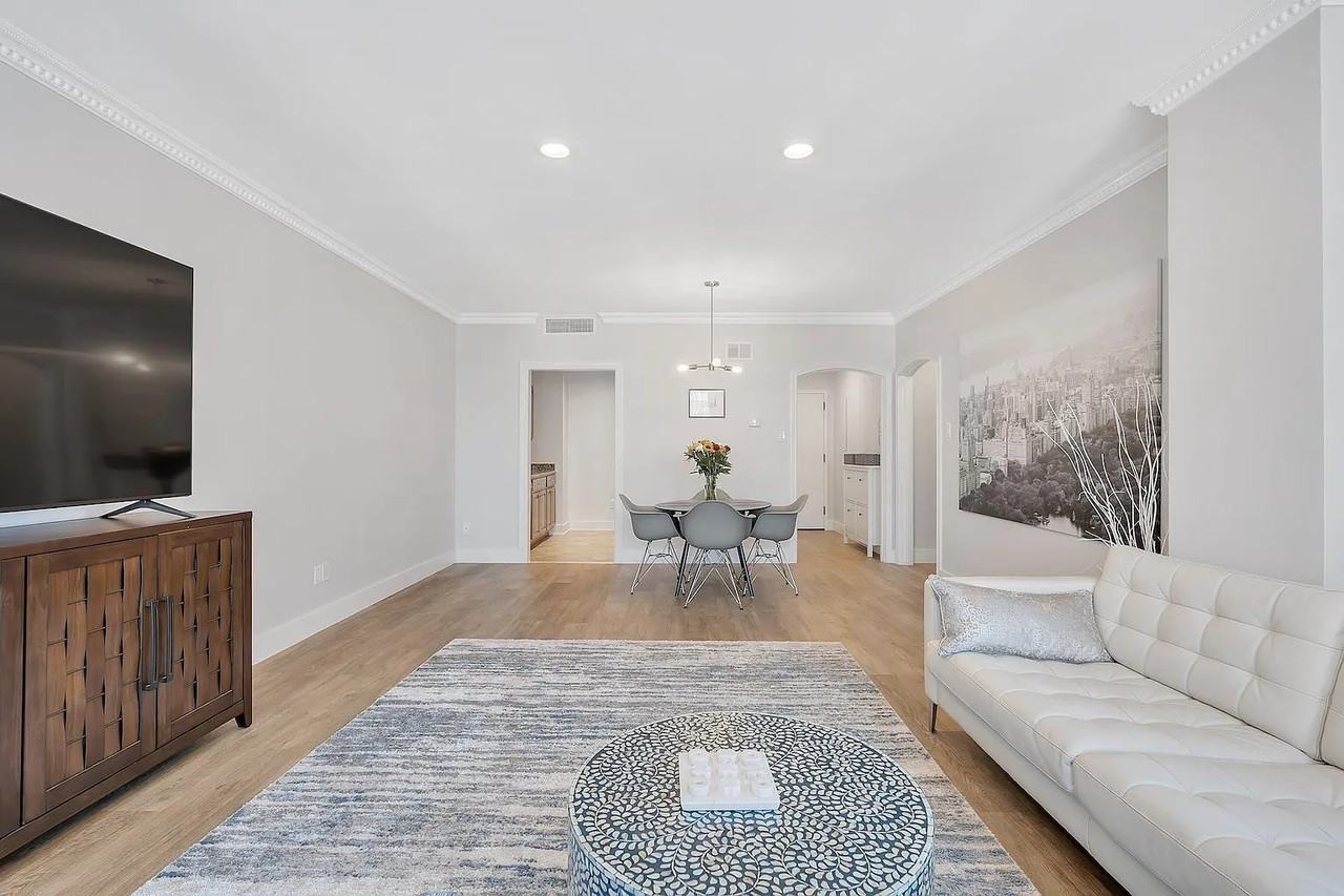 201 Shearwater Ct W #32 - Photo 3 of 8