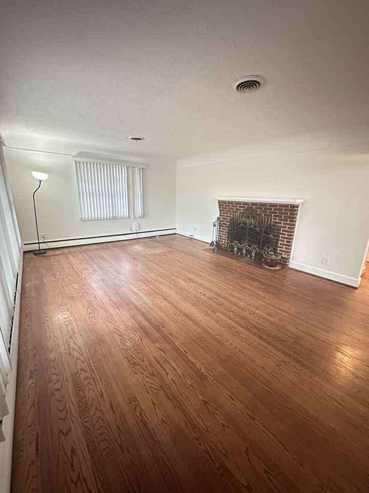 475 E Bayview Blvd #NA - Photo 2 of 13