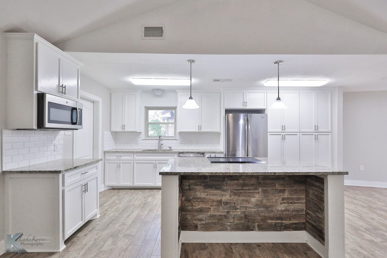 3609 Auburn Dr #NA - Photo 2 of 25