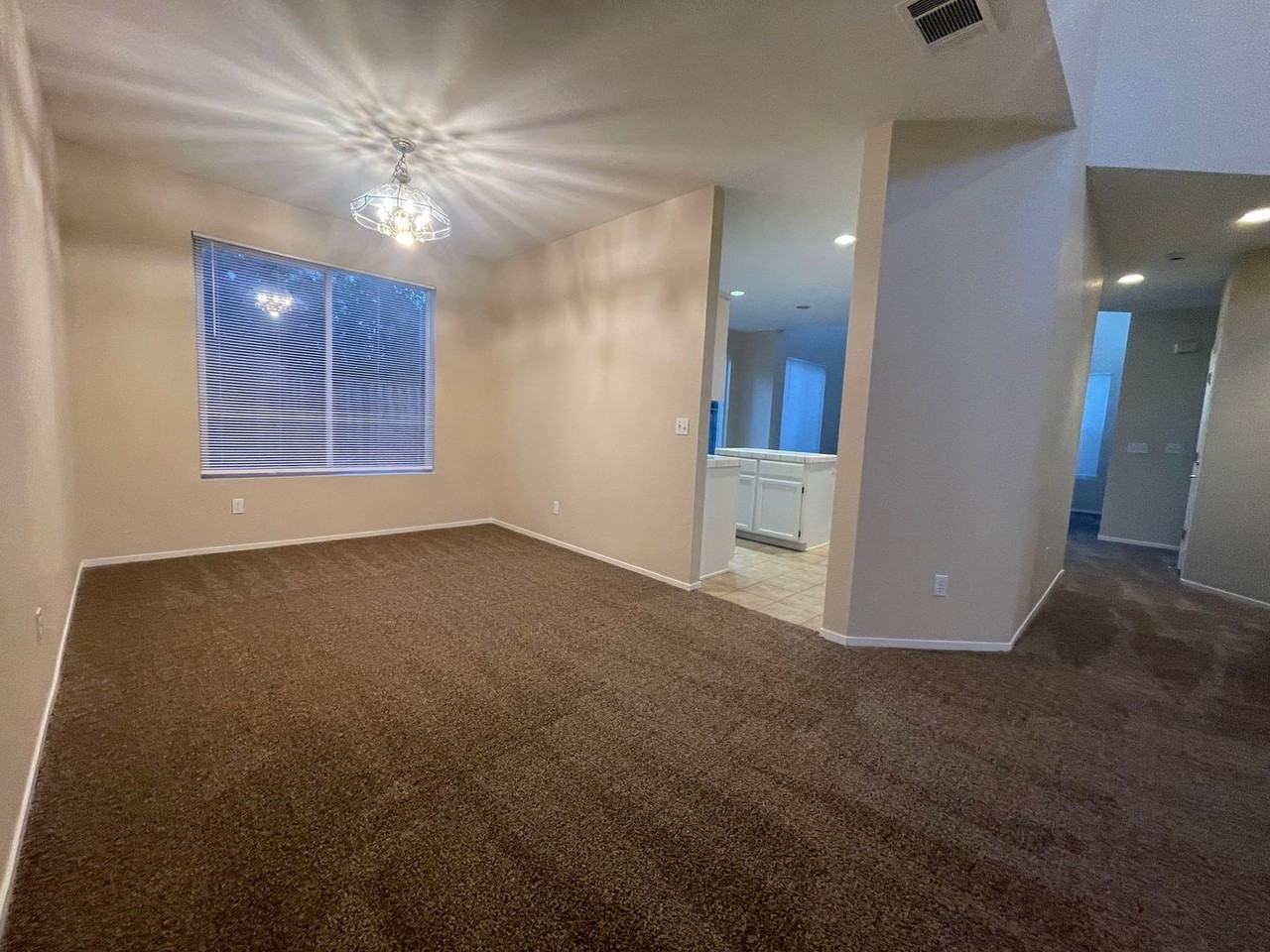 4652 Hawk Way - Photo 6 of 38