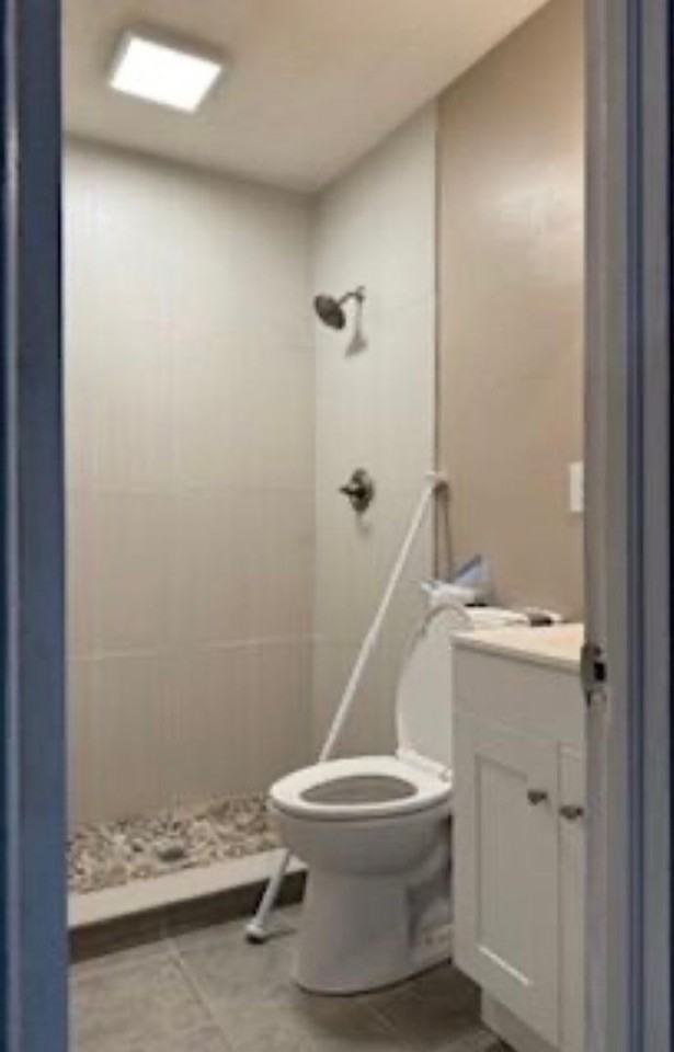 1300 Virginia Dr Sw - Photo 4 of 6