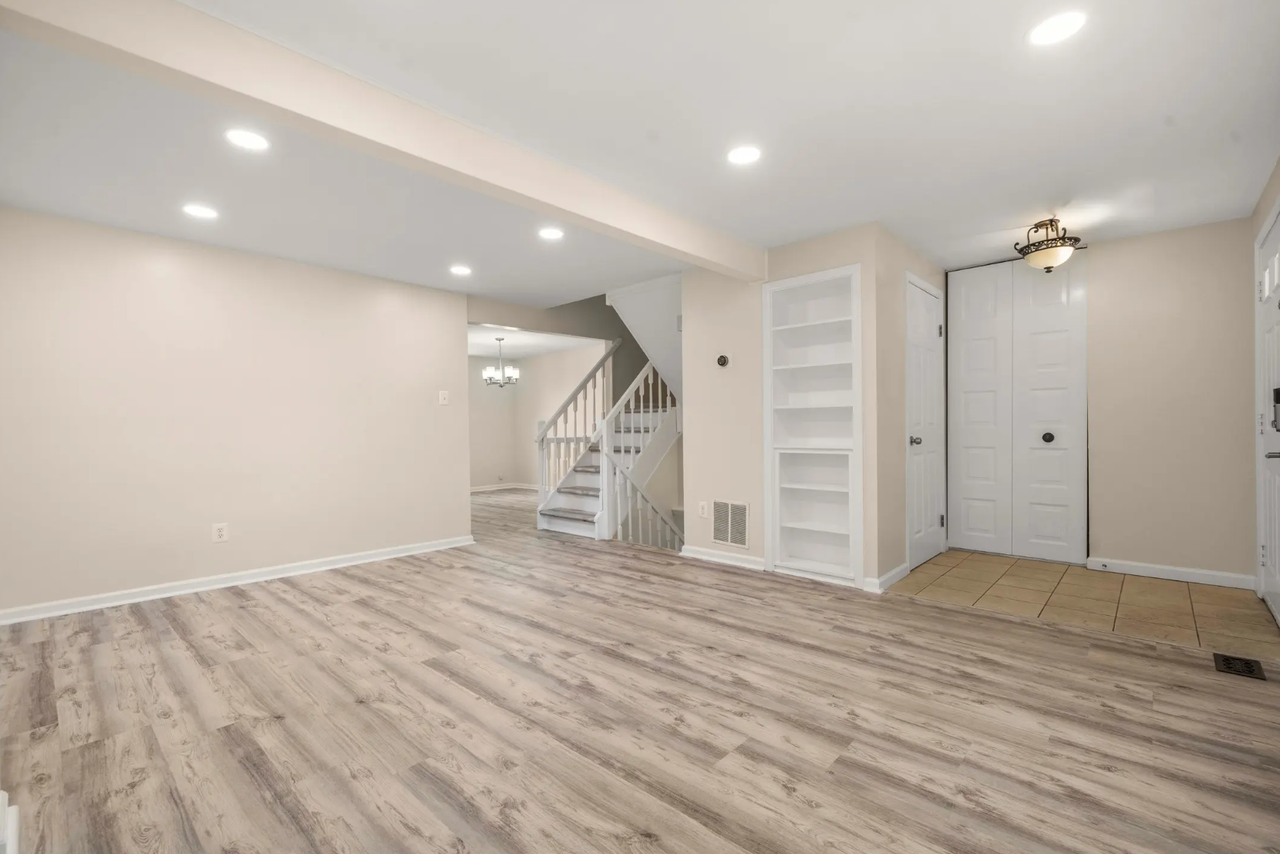 5241 Saint Genevieve Pl - Photo 2 of 32