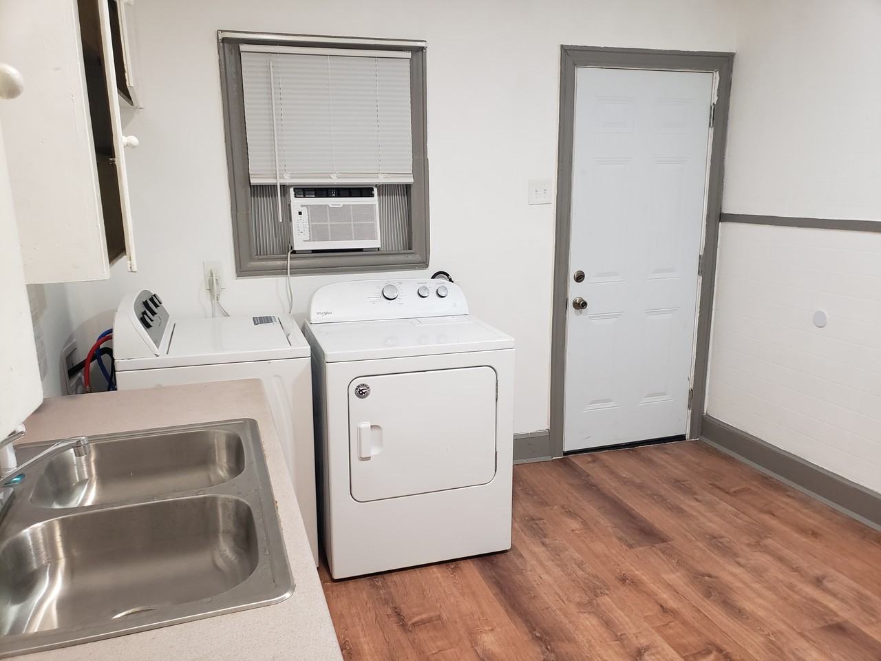 1212 14th St #NA - Photo 5 of 20