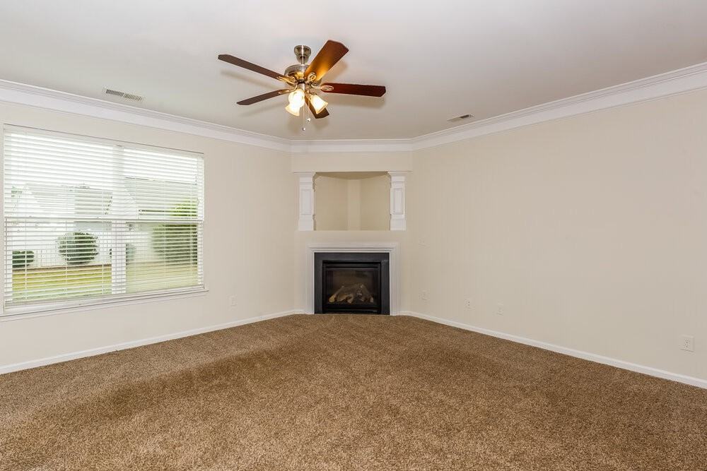 7911 Hereford St - Photo 2 of 16