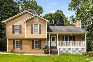 featured image of 2035 Castle Royale Dr