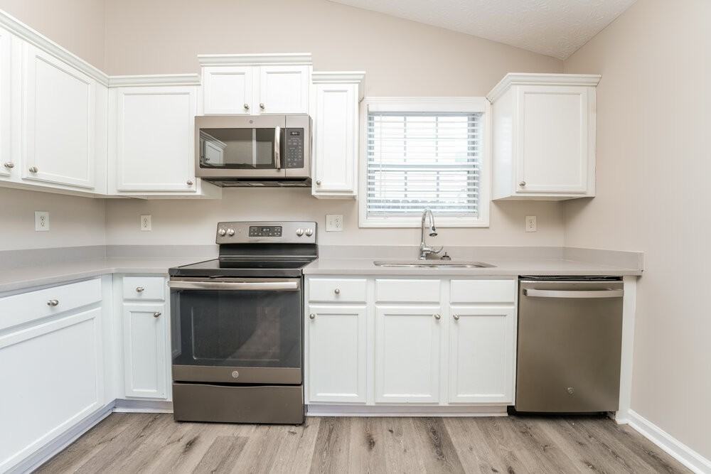 2249 Ligney Creek Ln - Photo 6 of 17