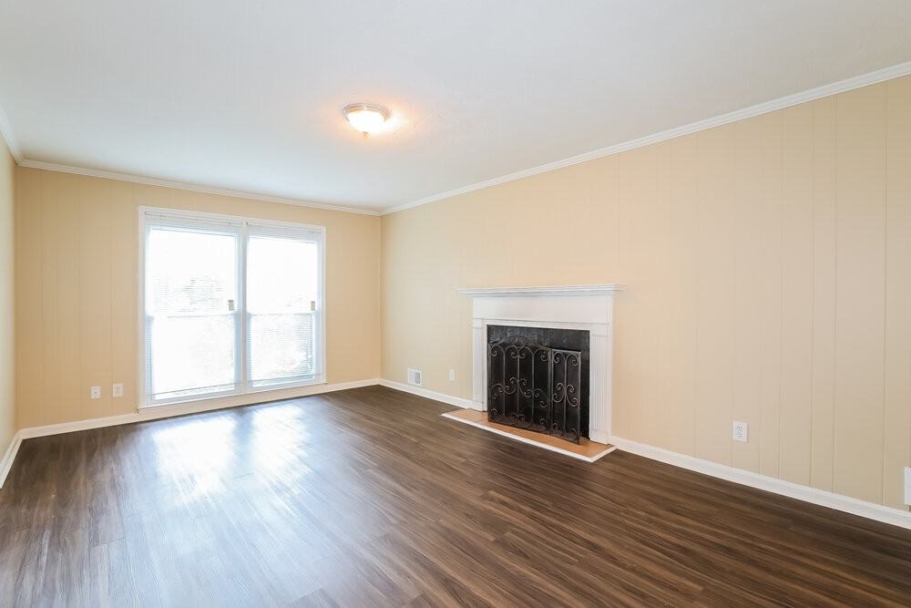 3358 Creekway Dr - Photo 4 of 17