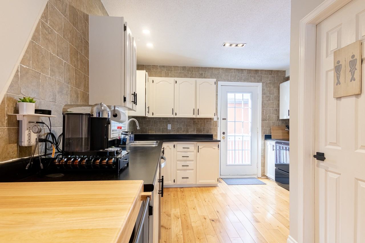 492 Cambridge Street South - Photo 6 of 23