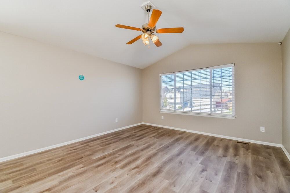 9489 Portmarnock Ct - Photo 4 of 17