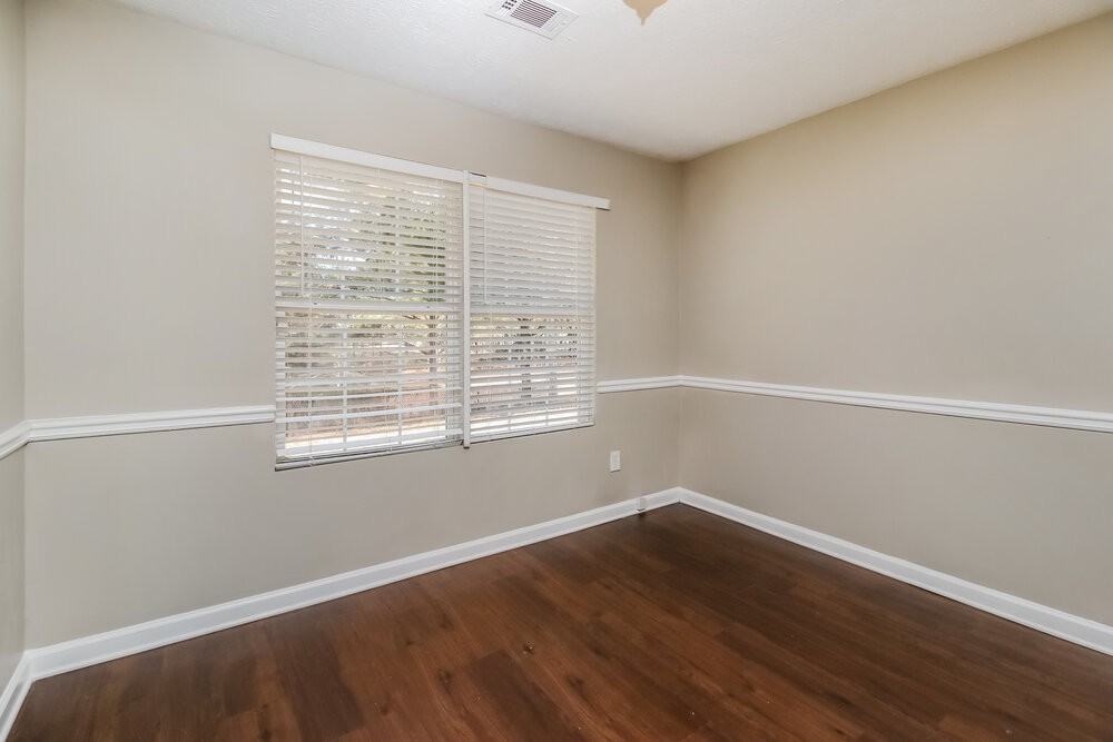 130 Chandler Field Dr - Photo 6 of 17