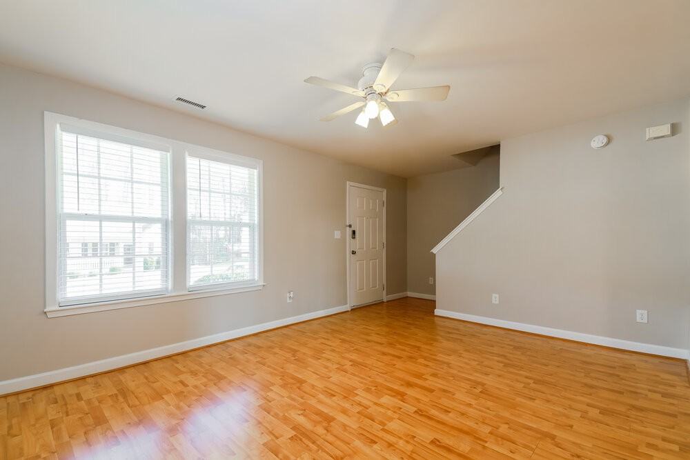 3824 Lodgepole Ln - Photo 4 of 17