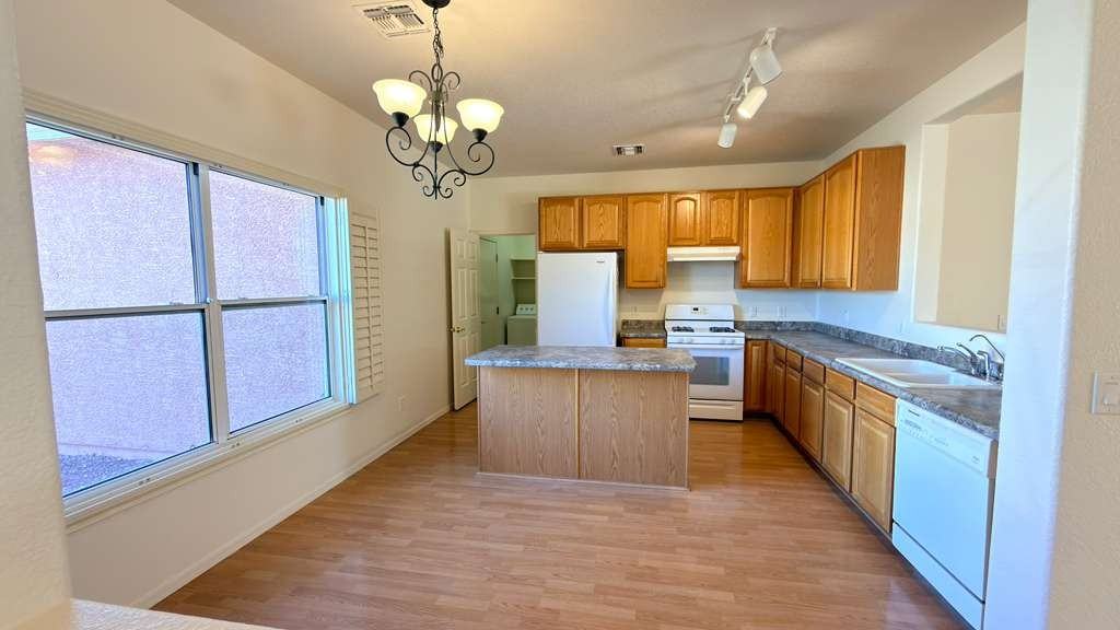 10252 E Wasp Spring Dr #1 - Photo 3 of 27