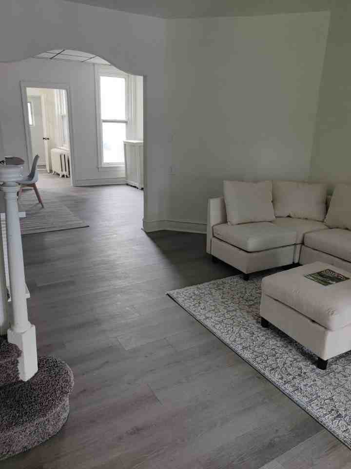 312 E Eleanor St #1 - Photo 2 of 15