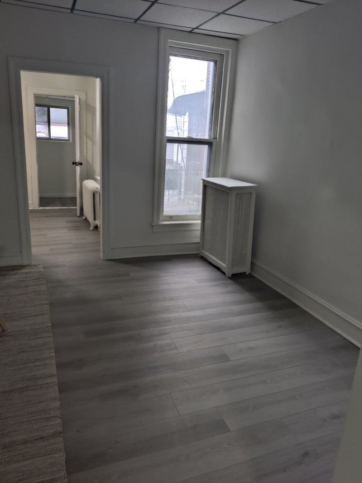 312 E Eleanor St #1 - Photo 5 of 15