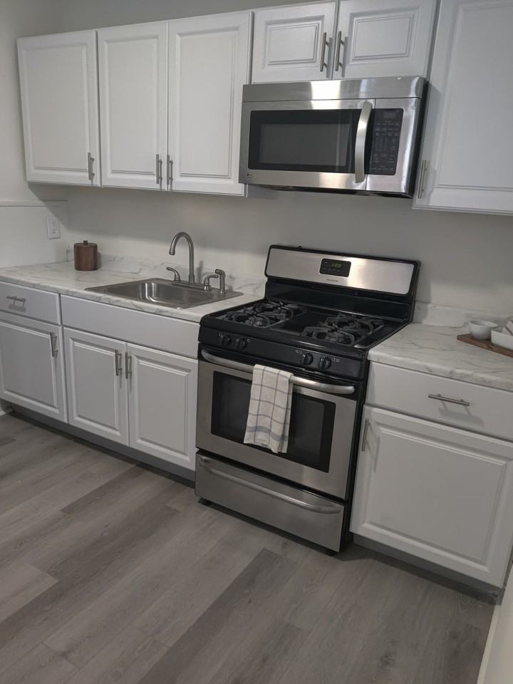 312 E Eleanor St #1 - Photo 7 of 15