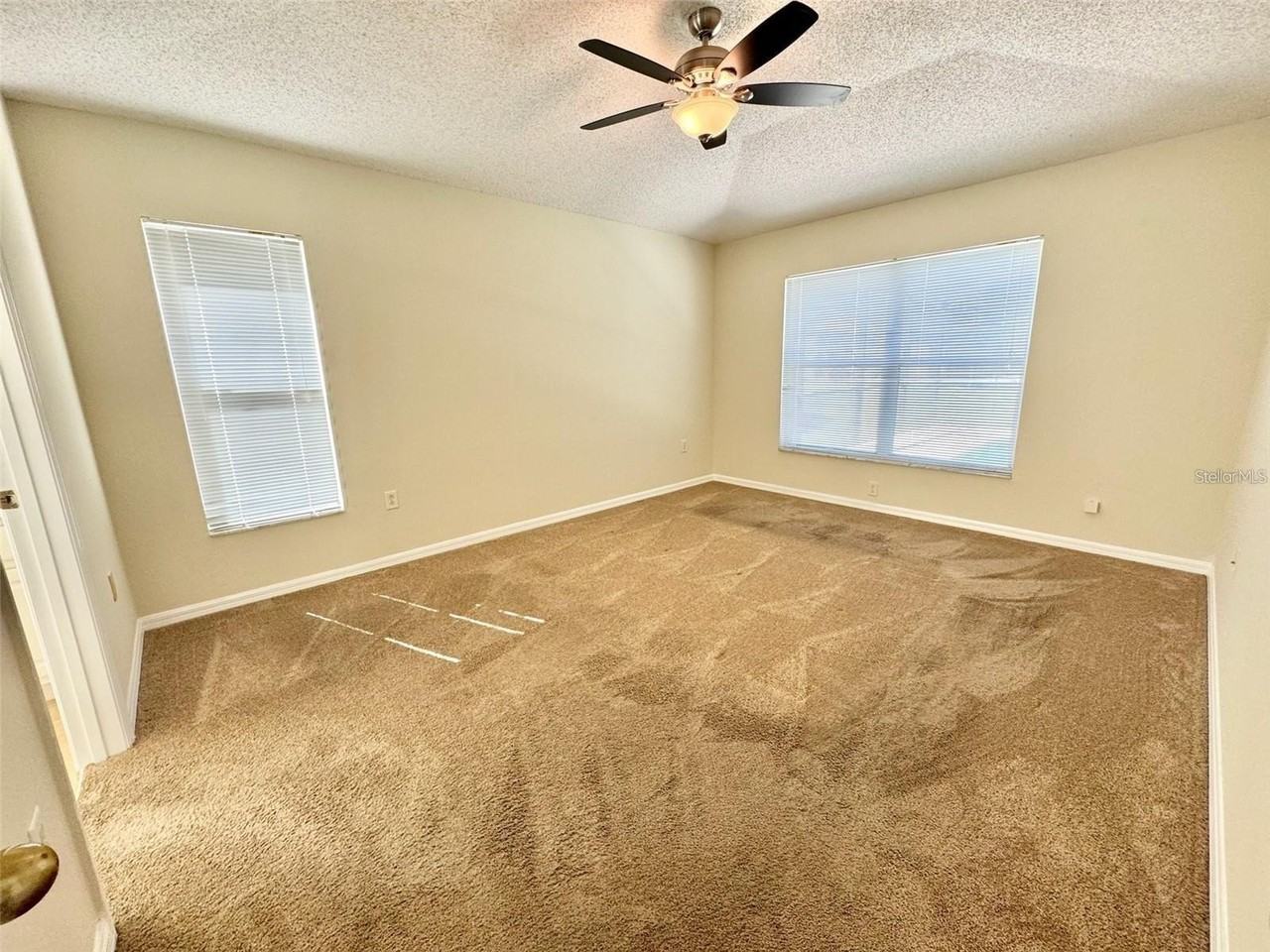 1317 Casterton Cir - Photo 7 of 15