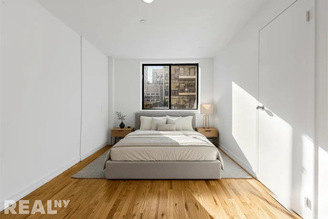 E 8th St #2B - Photo 2 of 13