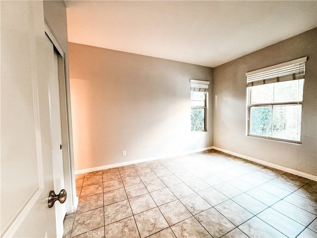 87 Coleridge - Photo 7 of 14