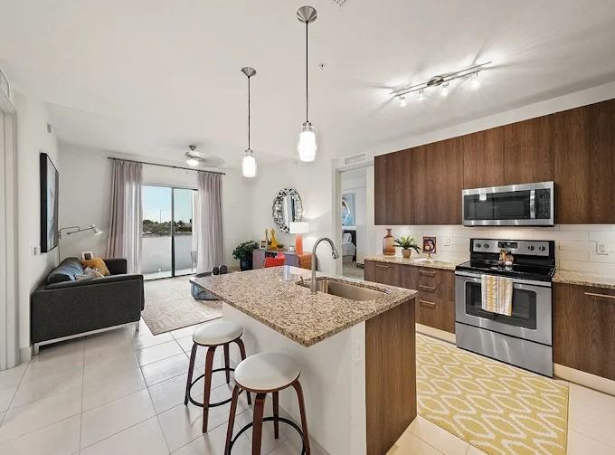 8800 Doral Park Way - Photo 3 of 5