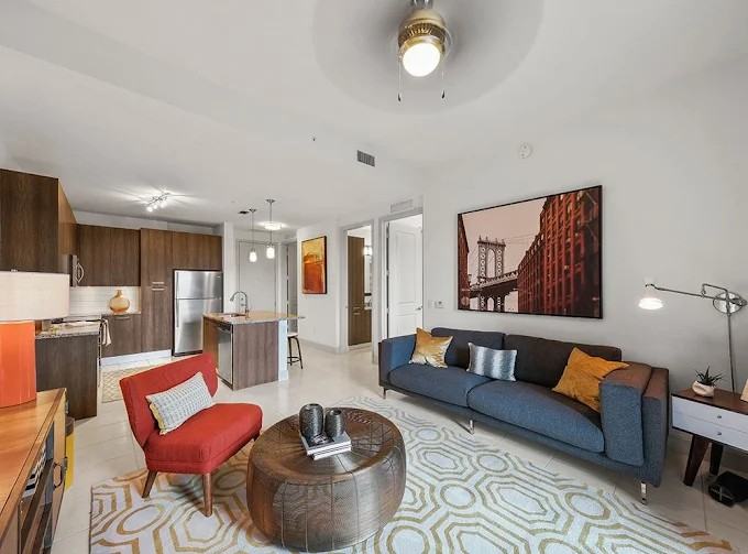 8800 Doral Park Way - Photo 4 of 5