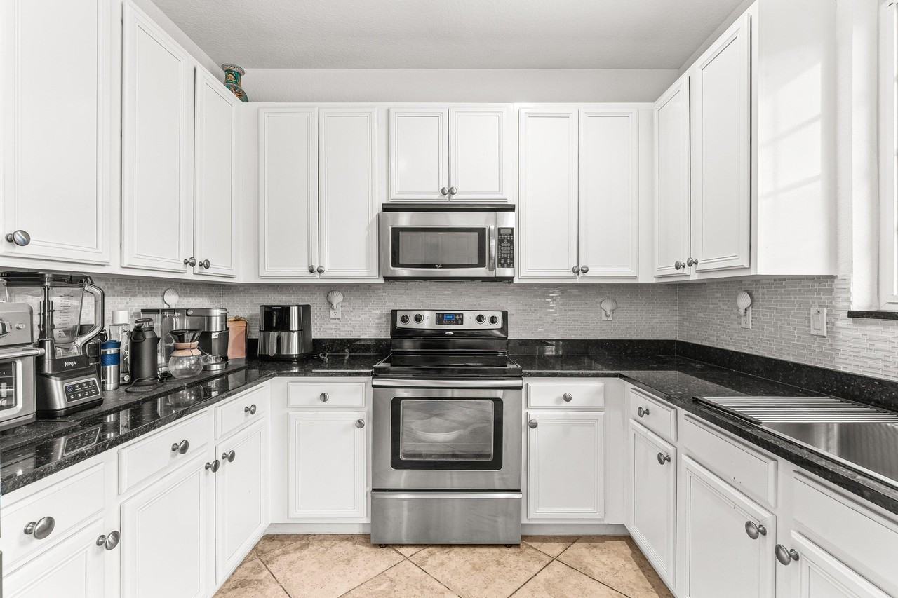 179 Edenberry Ave - Photo 3 of 21