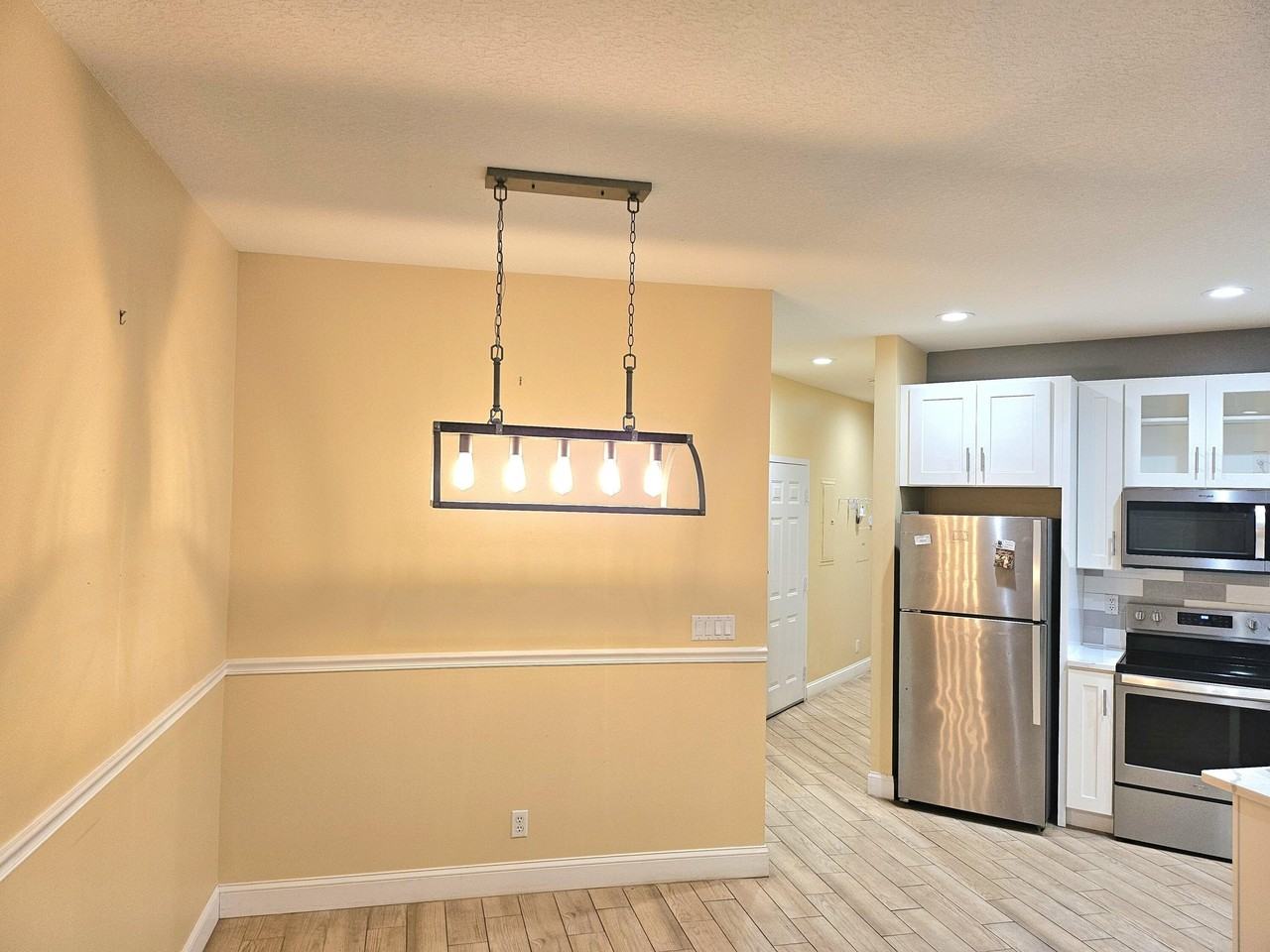 8335 Mulligan Cir #A - Photo 4 of 14