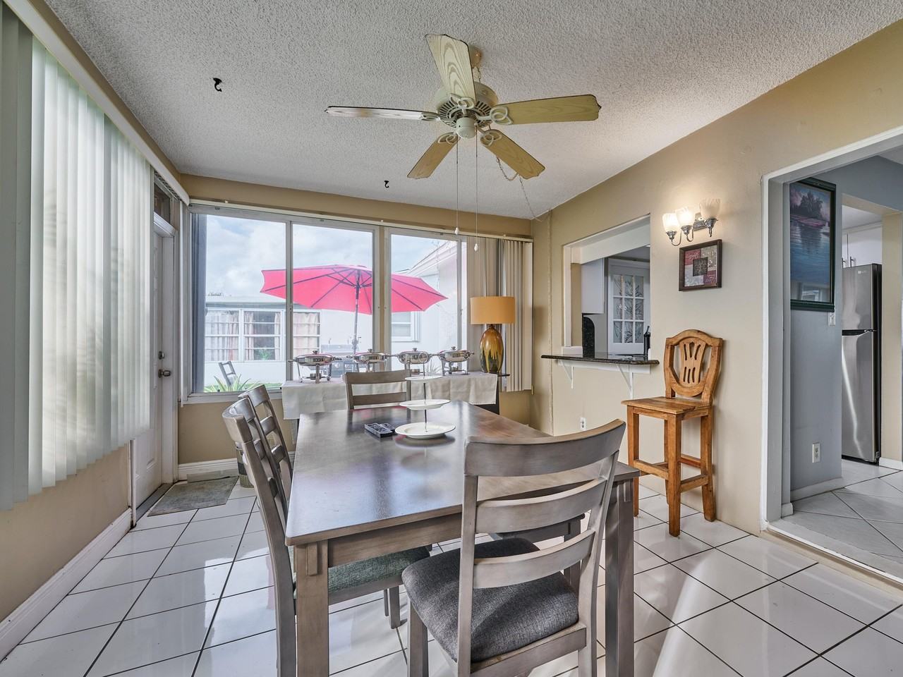 519 Sw 18th St - Photo 5 of 50