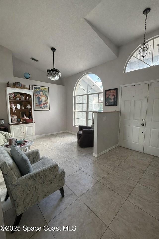 1914 Jacques Dr - Photo 2 of 14