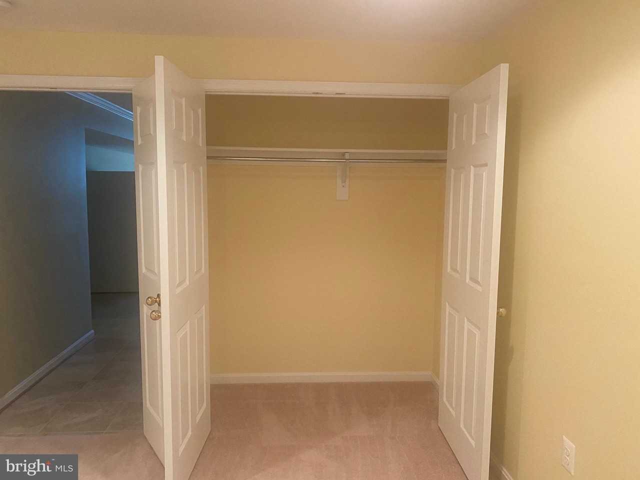 8050 Settle Ct Unit B #B - Photo 3 of 11