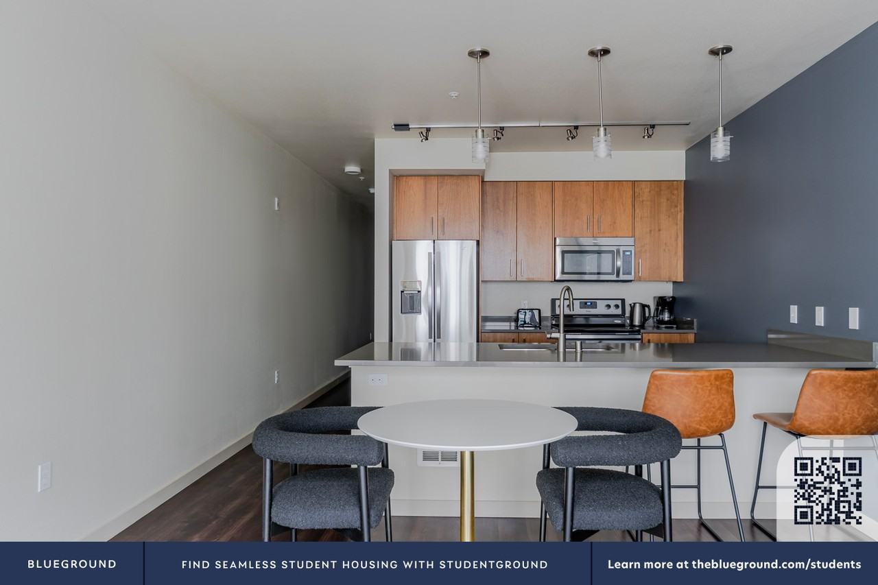 1414 10th Ave #947 - Photo 7 of 25