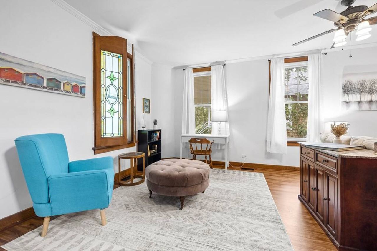 912 Little Bay Ave #1354816P - Photo 3 of 33